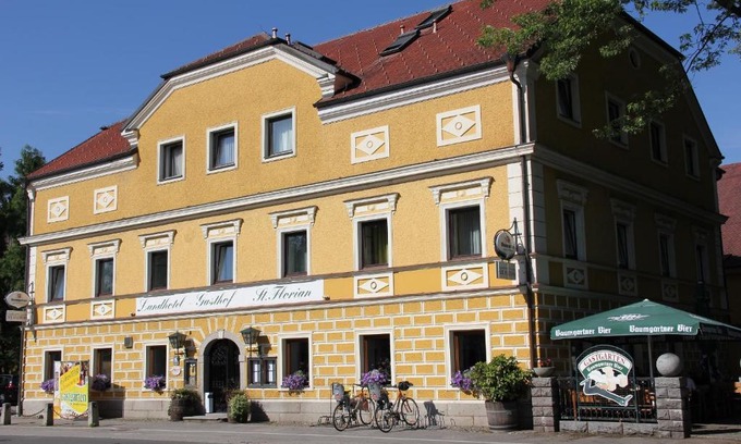 Sankt Florian am Inn Hotel | Landhotel St. Florian