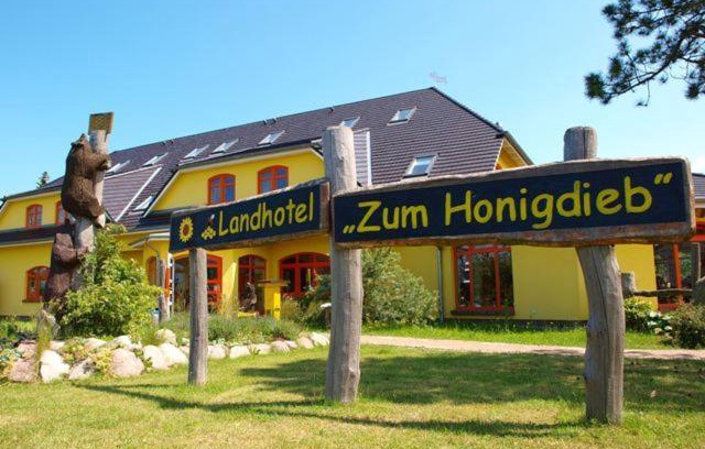 Ribnitz-Damgarten Hotel | Landhotel zum Honigdieb