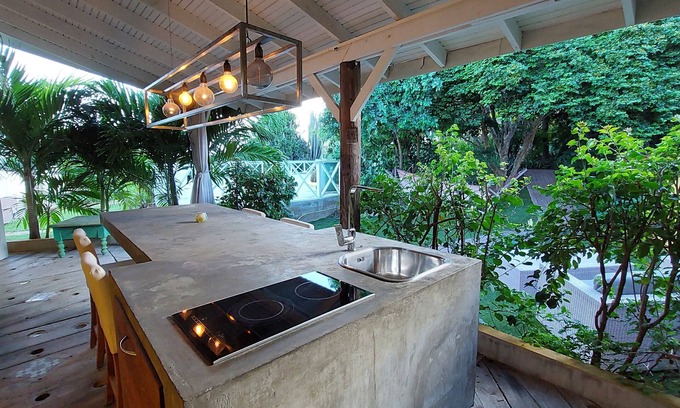 Rooi Catochi Hotel | Landhuis Bona Vista