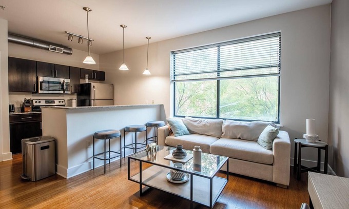 Church Hill Apartment | Landing at Cedar Broad - 1 Bedroom in Upper Sho.