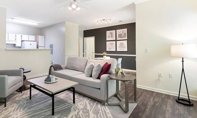 Winston - Salem Apartment | Landing at Crowne Park Apartments - 2 Bedrooms in Downtown Winston Salem