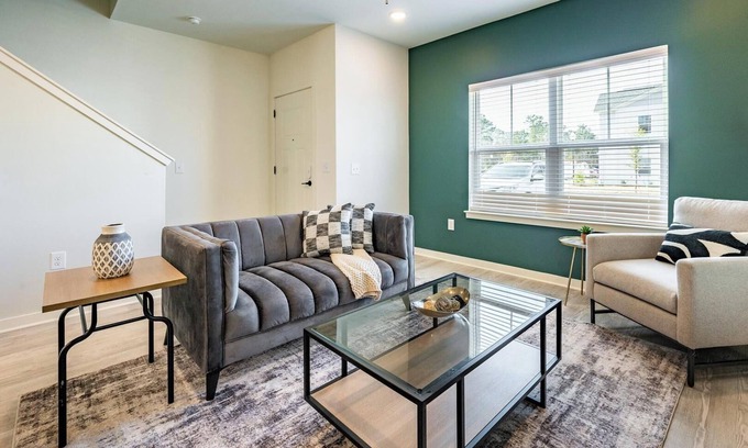 Wilmington Apartment | Landing at Encore at Westgate - 3 Bedrooms in W.