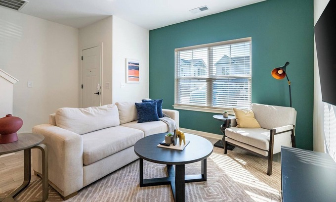 Wilmington Apartment | Landing at Encore at Westgate - 3 Bedrooms in W.