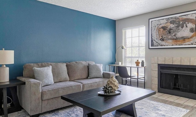 Royal Ridge Apartment | Landing at The Lynx - 1 Bedroom in El Dorado/.