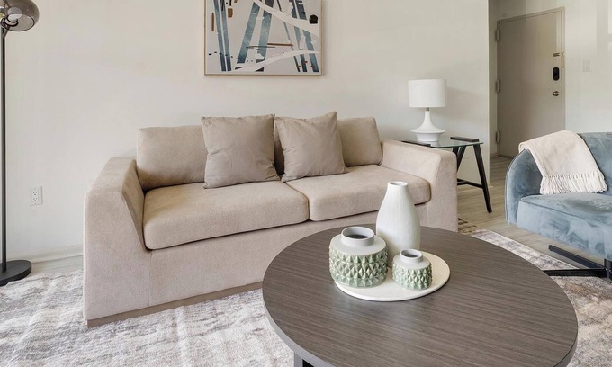 Greenbelt Apartment | Landing | Beautiful 2BD, Gym, Pool