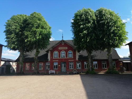 Grosssolt Apartment | Landoase - große Ferienwohnung mit toller Ausstattung, überdachter Terrasse und Garten