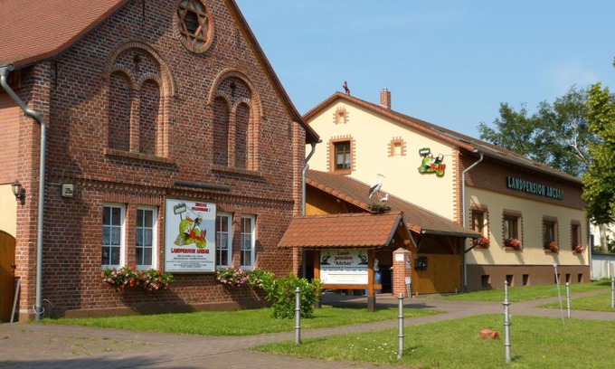 Fehrbellin House | Landpension Adebar