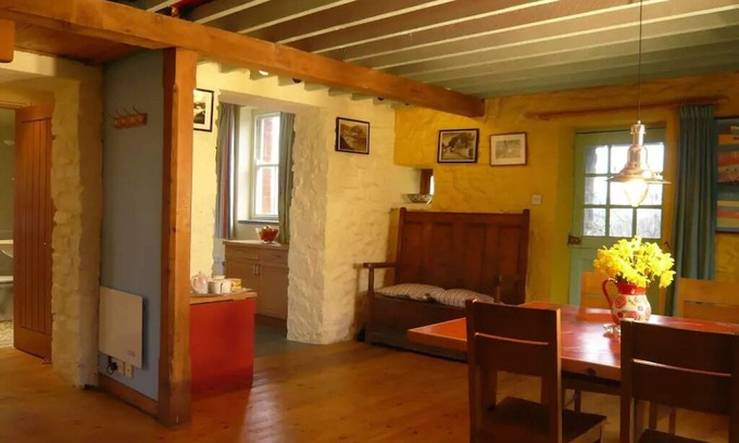 Kilgetty House | Landsker house