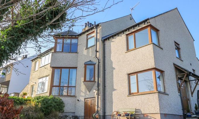 Arnside Cottage | LANGTREE, pet friendly, with open fire in Arnside