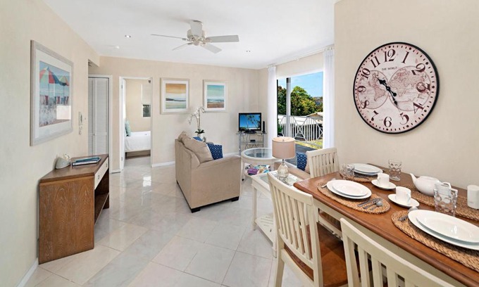 Weston Apartment | Lantana 42