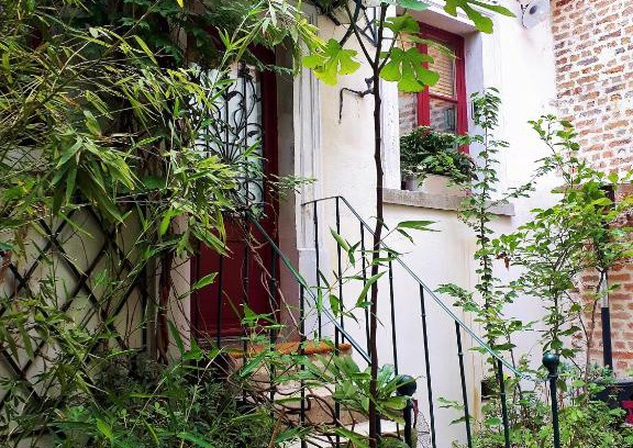 Charonne Apartment | lapetitemaisondeparis