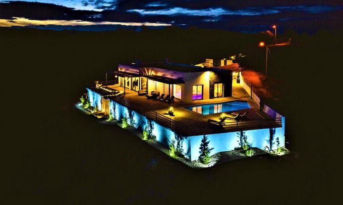 Tavira Villa | Lara's Villa Dream vacation in luxury villa with sea view, surrounded by nature