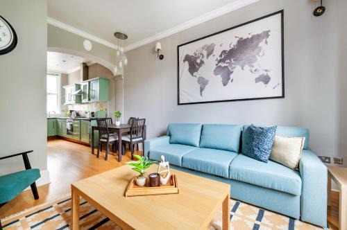 Holborn and Covent Garden Apartment | Large 1 Bedroom in Center of London 2