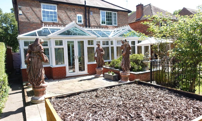 Yardley House | Large 5 Bed House, Sleeps 10 Near NEC, City Centre,BHX