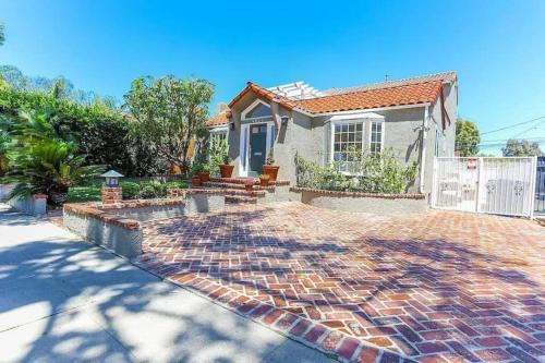 Pico - Robertson House | Large 5 BR- Beverly Hills Adj