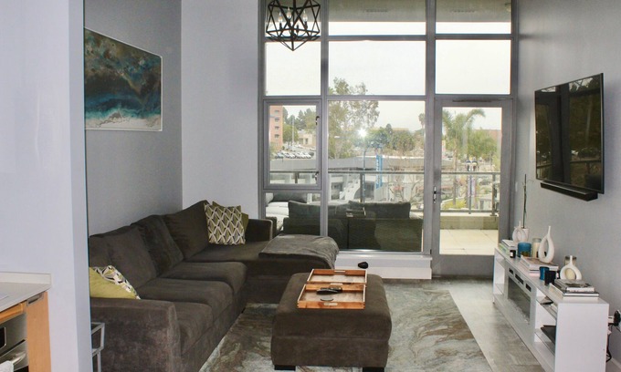 Cortez Hill Condo | Large and Bright Downtown Condo W/400 sq ft. of outdoor living space + Parking