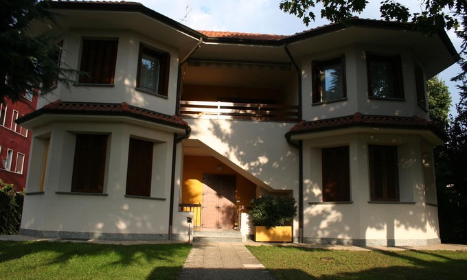Cavenago di Brianza Villa | large apartment in Villa