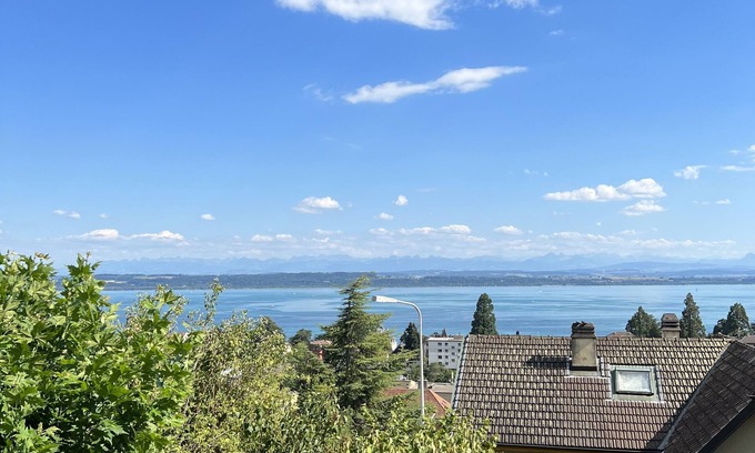 Neuchatel Apartment | Large apartment. 3 bedrooms, Alpes Rez, Neuchatel