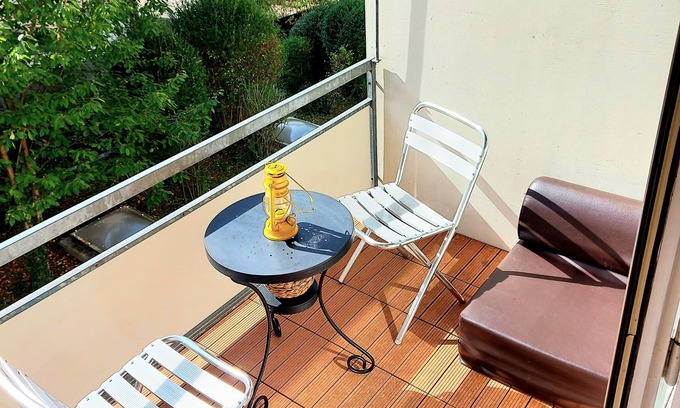 Mattenhof-Weissenbuhl Condo | Large Apartment in Bern City center