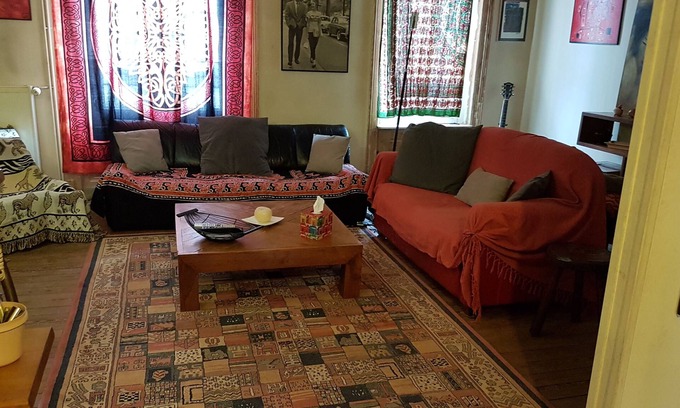 Cherbourg-en-Cotentin House | Large character house with terrace and garden in the city center.