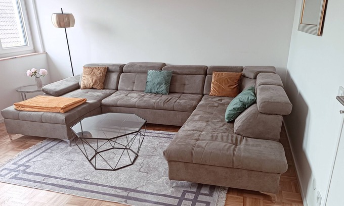 Illkirch-Graffenstaden Apartment | Large cozy quiet apartment