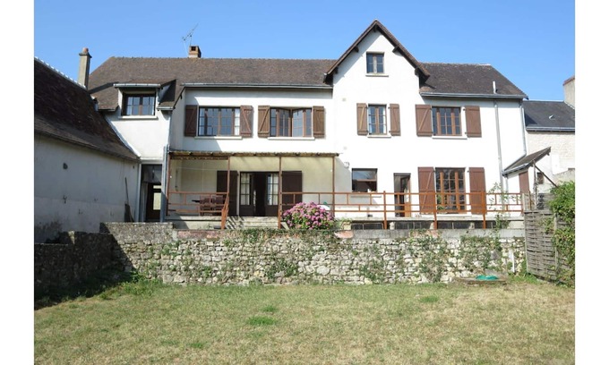 Lurais House | Large country house for 4 people by the river