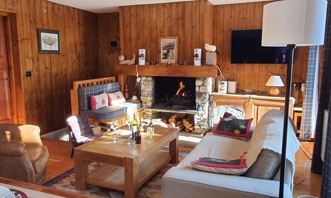 Val-d'Isere Apartment | Large duplex apartment in the center