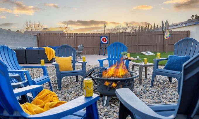 Page House | Large estate/3 Kings/2 private yards/Grill/Games/Fire pit & table/3 boat parking