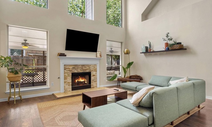 Manor House | Large family and pet friendly home with game room, multiple TVs, and ping pong!