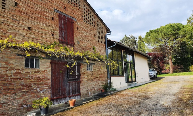 Lareole Other | Large farmhouse in the quiet of the Toulouse countryside