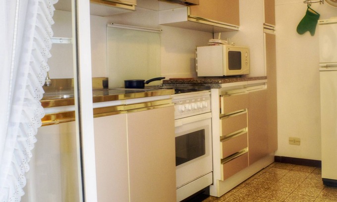 Alassio Apartment | Large four-room apartment in central position, air conditioning 4 + 2 beds