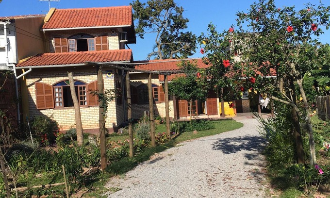 Morro das Pedras House | Large house with pool