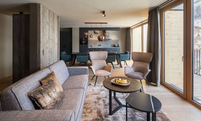 Schruns Apartment | Large Luxury Penthouse, pool & SPA, by the mountain railway, PURE Resort Schruns