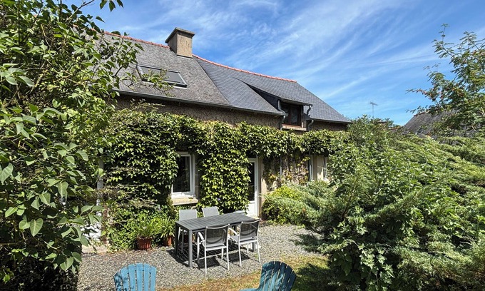 Treguidel House | Large nature & comfort gîte, near beaches in Côtes-d'Armor