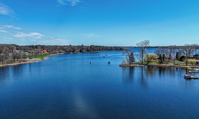 Crosby House | Large, renovated Serpent Lake home close to the Cuyuna trails and Crosby