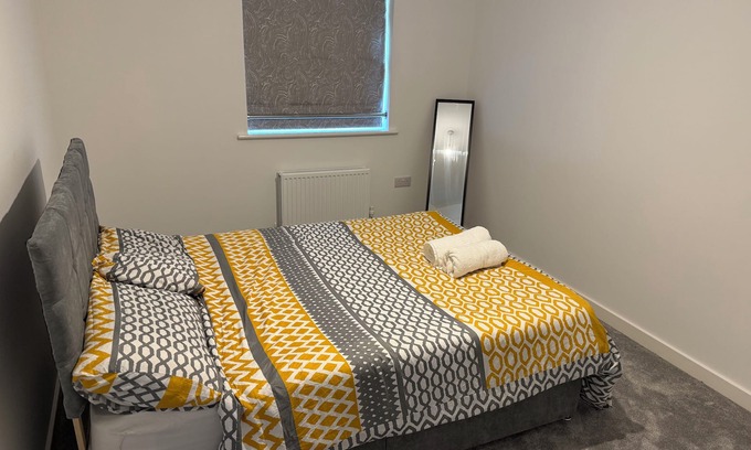 Iwade House | Large Room, 10 Min to Station