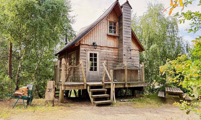 Maaseik House | Large treehouse ideal for larger families or group of friends