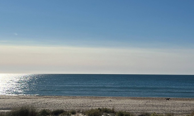 Marseillan Plage Apartment | Large two-room apartment on the waterfront