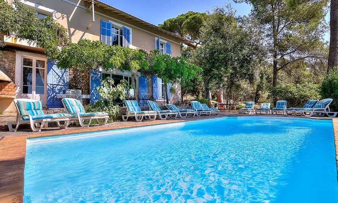 La Roquette-sur-Siagne Villa | Large villa with 2 guest houses in private forest 9 km from CANNES