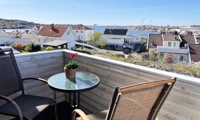 Ronnang House | Large villa with sea view in Rönnäng | SE09078