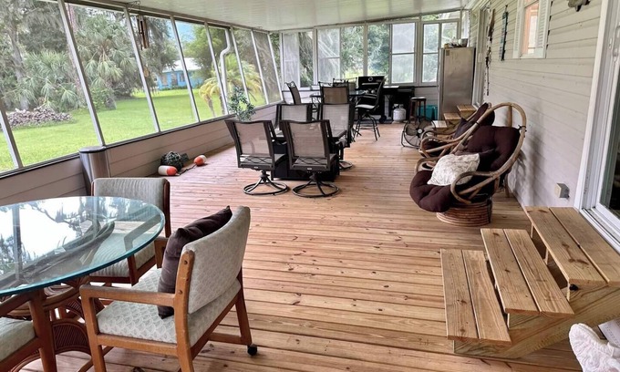 Georgetown House | Large Waterfront home w/dock