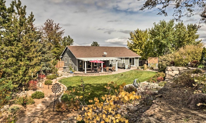 Reno House | Large Yard + Hot Tub: Reno Retreat!