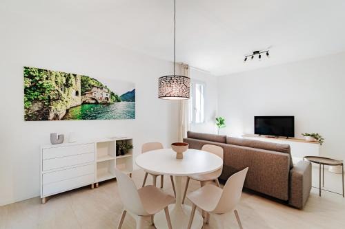 Como Apartment | Lario Suite Apartments by Quokka 360 - With parking Next to Como City