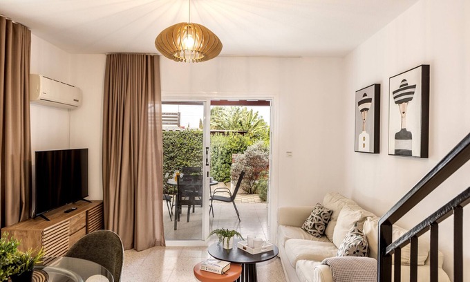 Pervolia Villa | Larnaca Seaside villa Marina 43