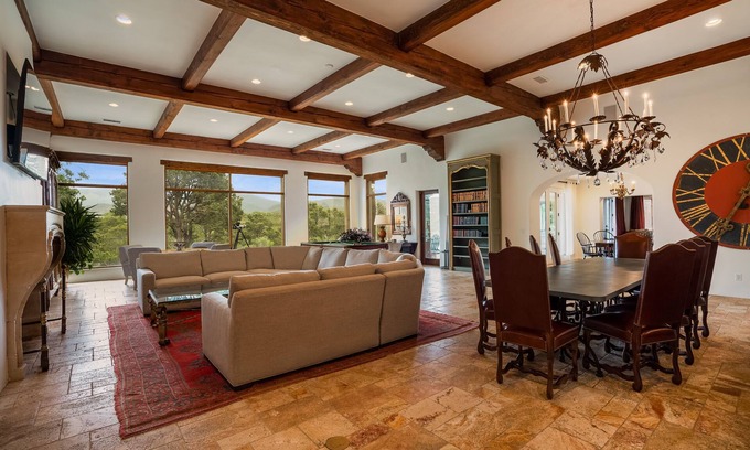 Northeast Santa Fe House | Las Alondras - Stunning Home, Large Outdoor Space, Hot Tub