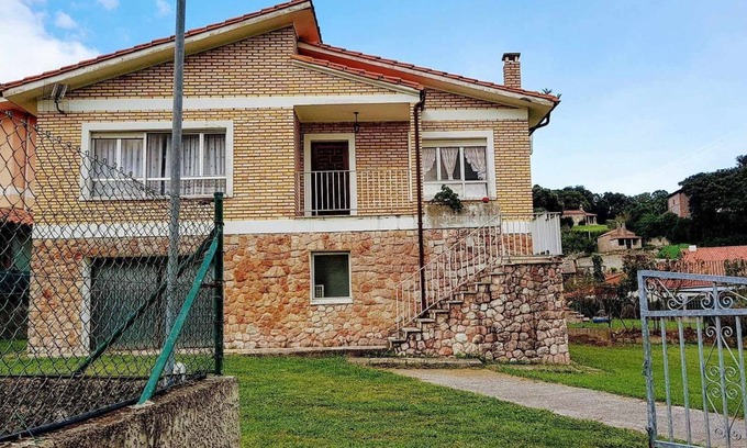 Niembro House | Las Tercias holiday home