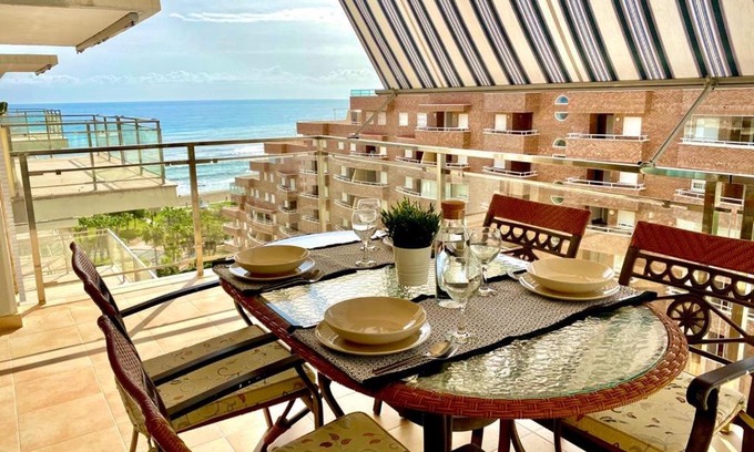 Marina d'Or Apartment | Las Terrazas I Magic World, con movistar total, disney plus, prime y mas servicios streaming