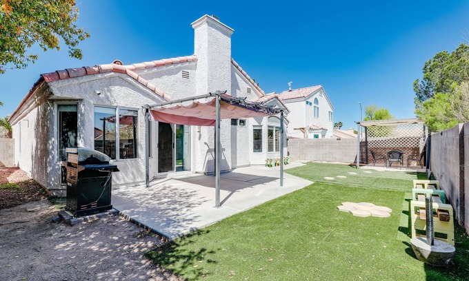 Las Vegas House | Las Vegas Home w/Patio ~ 10 Mi to The Strip!