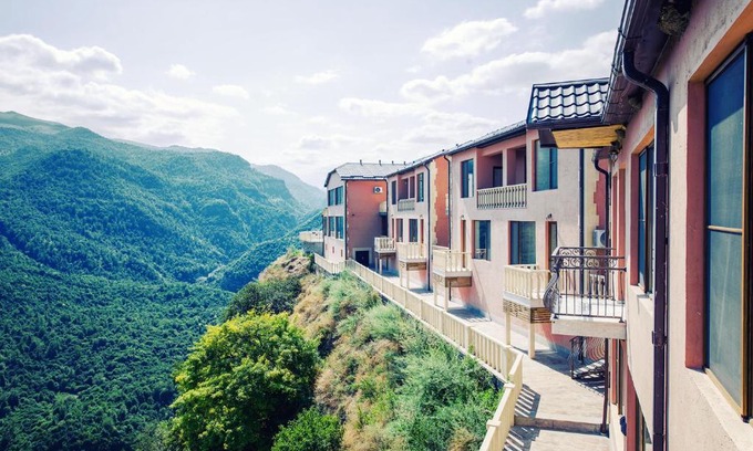 Yenokavan Resort | Lastiver Resort