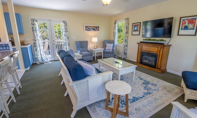 Michigan City House | Latitudes, just steps away from the beach!